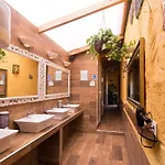 بيت شباب Amigos Nest La Mareta