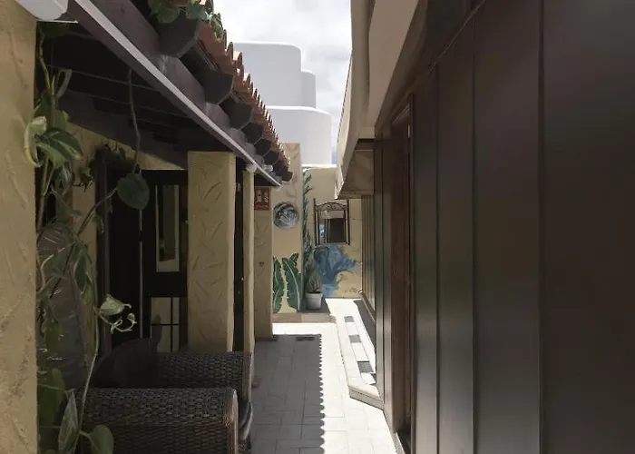 Amigos Nest Hostel *