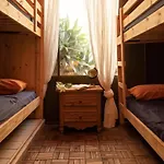 Amigos Nest * La Mareta