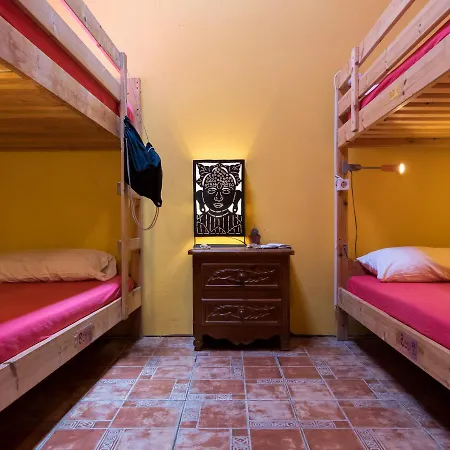 Vandrarhem Amigos Nest La Mareta