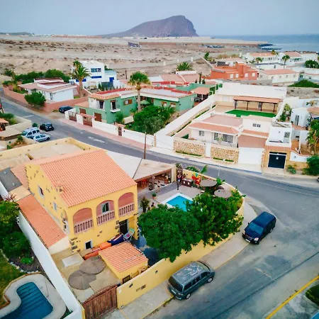 Amigos Nest Vandrarhem