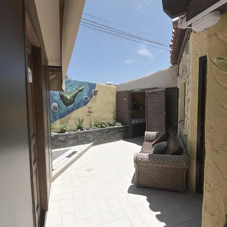 Vandrarhem Amigos Nest La Mareta