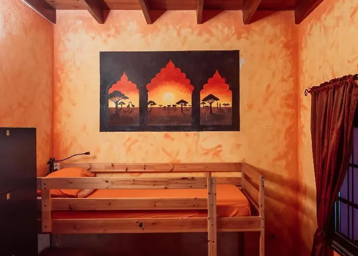 Hostel Amigos Nest La Mareta